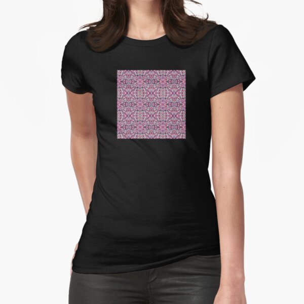 Fitted T-Shirt