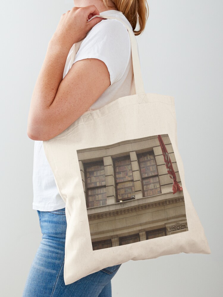 Strand tote outlet bag