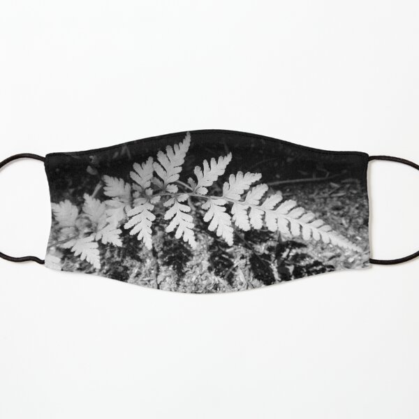 Shadow Fern Kids Mask