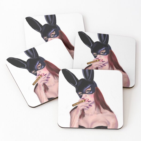 Artikelvorschau, Bunny Girl Zigarrenraucher entworfen und verkauft von Pam LaCasse.