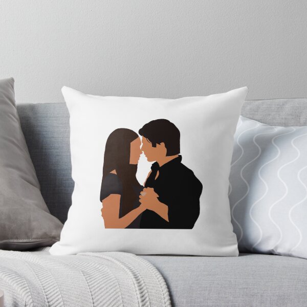 Artikelvorschau, Sie sind Charakter im The Vampire Diaries-Franchise. entworfen und verkauft von alisejdesigns.