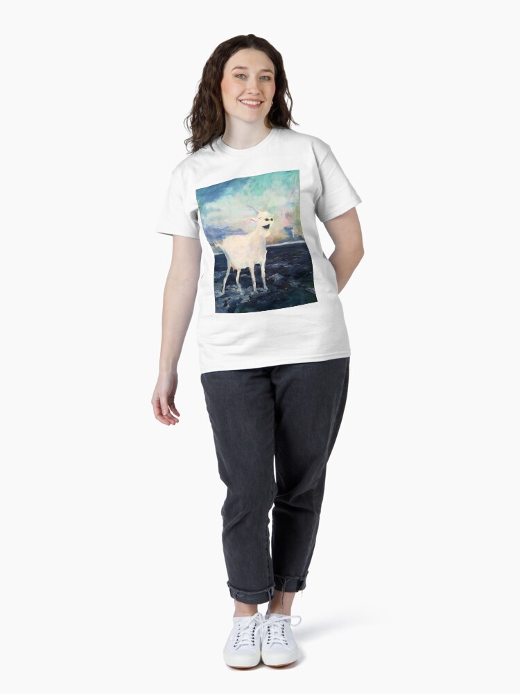 Thumbnail 4 von 7, Classic T-Shirt, Eine fröhliche Ziege auf hoher See designt und verkauft von LillianBerthel.