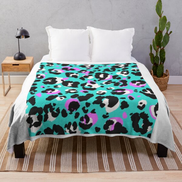 Aperçu de l'œuvre motif leo bleu et rose créée et vendue par TopBaseline.