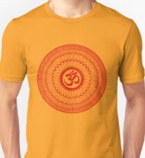 om mandala (liáliom) Slim Fit T-Shirt