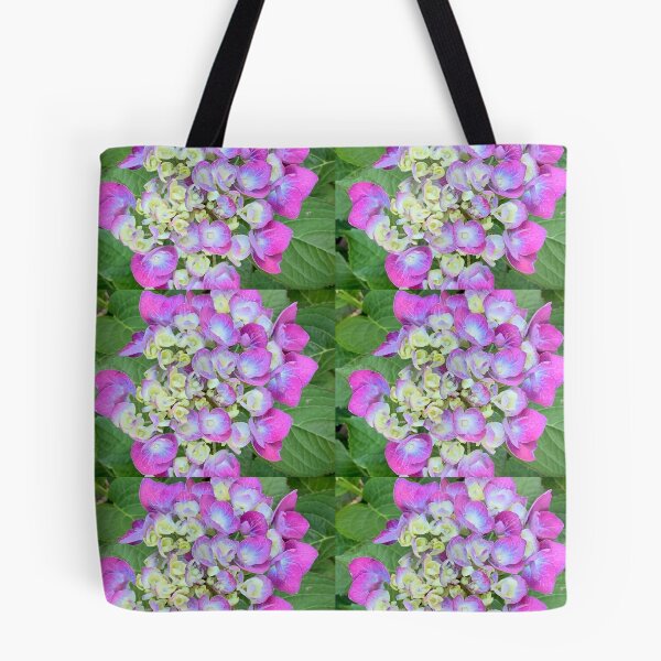 Item preview, flor del jardín de hortensias designed and sold by DrakeDuck.