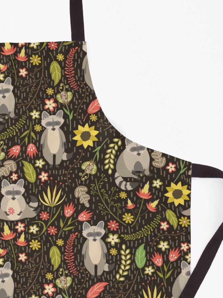 Alternate view of Raccoons Apron