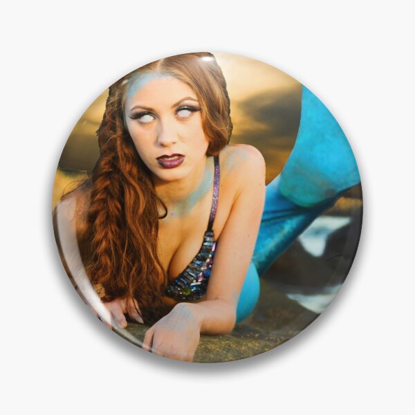 Item preview, y fue filmado en el faro de Point Judith en RI. designed and sold by BellaMaliaPhoto.