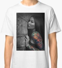 Sexy Tattoo Girl Classic T-Shirt