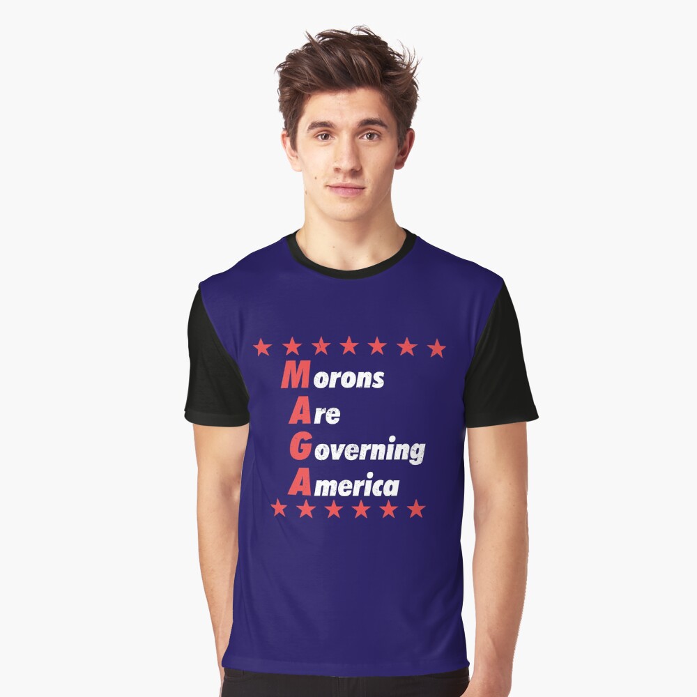 Vista previa del artículo con la obra «Camiseta gráfica», diseñado y vendido por 8645th.