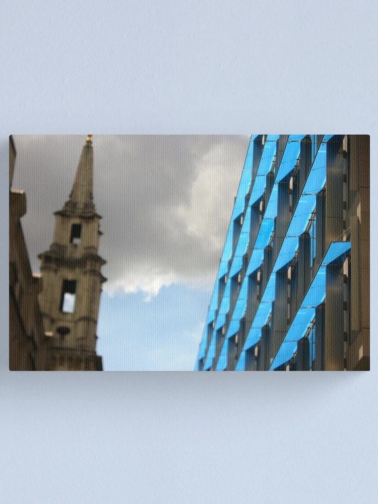 Imagen 1 de 3, Lienzo con la obra Azul, diseñada y vendida por Aaron Wahab.