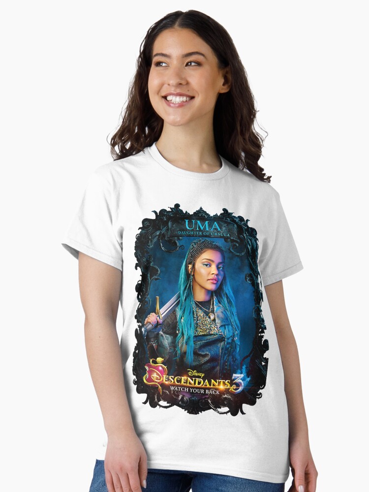 Imagen 2 de 7, Camiseta clásica con la obra Descendientes 3 Uma, ten cuidado con tus espaldas, diseñada y vendida por ratiffcatherine.