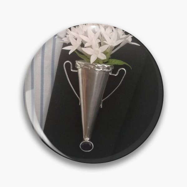 Lapel pin boutonniere by UsnU Pin