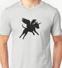 Magischer Stier Terripegacorn! Slim Fit T-Shirt