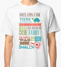 "Smalla than a bug" Classic T-Shirt