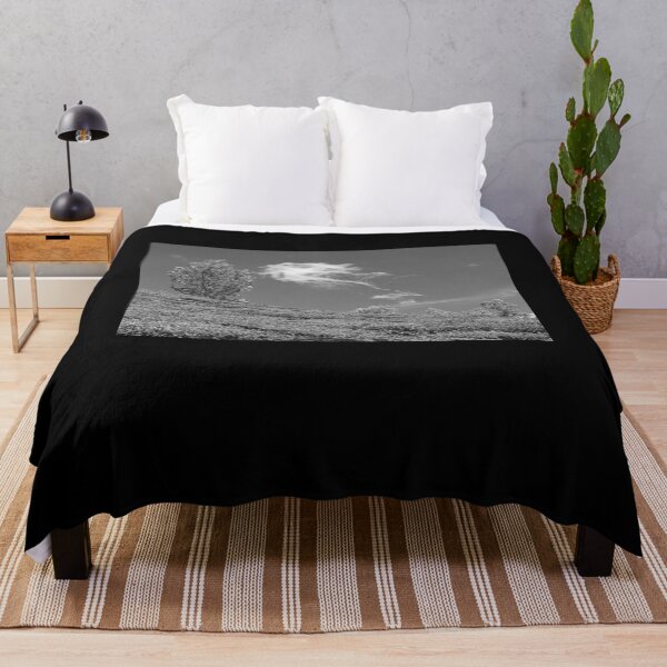 Item preview, SSK 9217 Towards The Sky. B/W designed and sold by Sunil Kapadia.