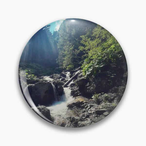Item preview,  El río bajo un sol brillante marca su camino en el verde mundo de la naturaleza. Si se toma su tiempo, puede escuchar todo el sonido de la naturaleza y el misterio del bosque listo para ser explorado. Es un mundo nuevo designed and sold by CokeyPanda.
