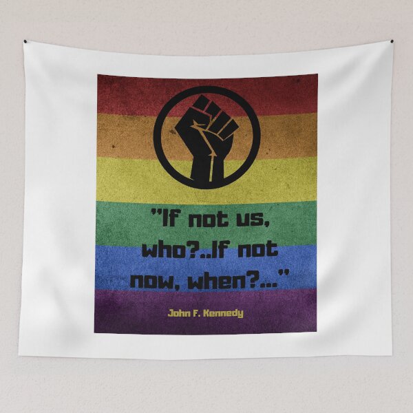 Item preview, Si no somos nosotros, ¿quién? Citar camiseta esencial designed and sold by ZayZayDesigns.