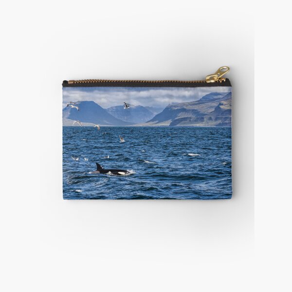 Item preview, Orca En Islandia designed and sold by bubred24.