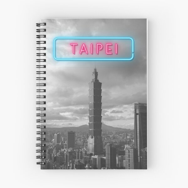 Artikelvorschau, Taiwan mit Taipei 101 in der Mitte. Blick vom Elefantenberg. Am besten auf einem Hemd oder Pullover tragen. entworfen und verkauft von Kaixiu-Art.
