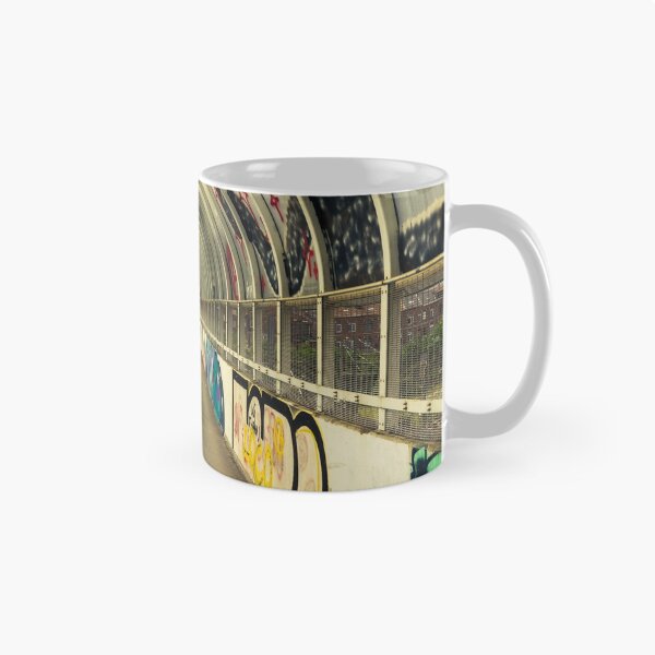 Item preview, a tunnel with graffiti walls designed and sold by Maxime Bervoets.