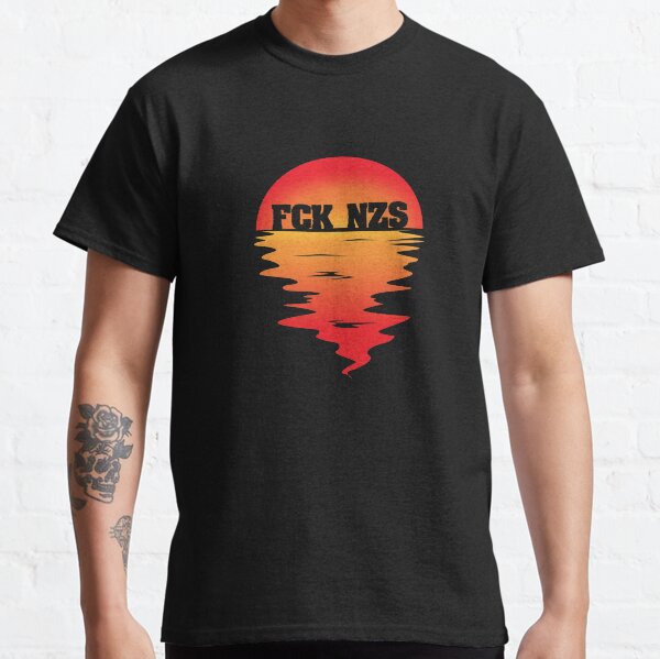 Vista previa del artículo con la obra «FCK AFD NZS Puesta de sol contra el racismo», diseñado y vendido por Simcom.