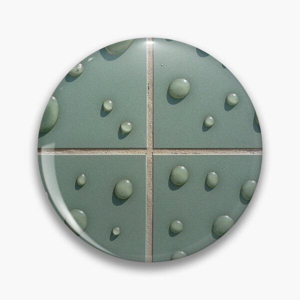 Artikelvorschau, Droplets on the tiles (T-Shirt & iPhone case) entworfen und verkauft von Lenka.