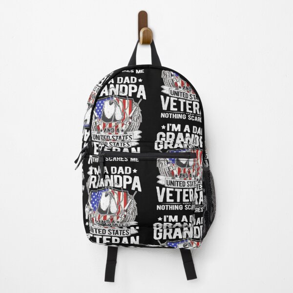 Aperçu de l'œuvre I'M A Dad Grandpa & A United States Veteran Nothing Scares Me US Veteran Gift créée et vendue par DesignCube.