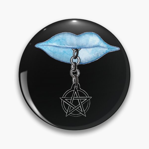 Artikelvorschau, Hexe Blue Lips Pentagramm Schutz entworfen und verkauft von sharanarnoldart.