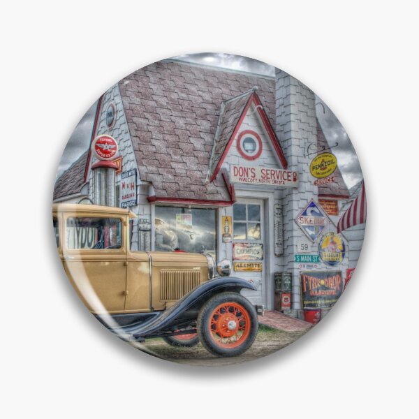 Artikelvorschau, Old Time Tankstelle mit Modell A. entworfen und verkauft von Shelly Gunderson.