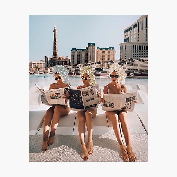 Fashion Vintage Aesthetic Girls Reading Newspapers Photographic Print
