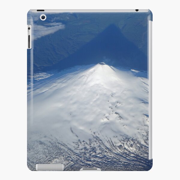 Volcano in Chile, dawn iPad Snap Case