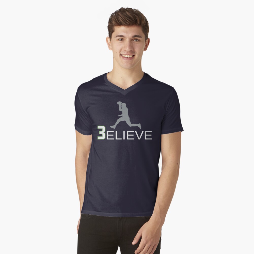 Russell Wilson Believe (3elieve) Gray Jump Pass T-shirt Essential T-Shirt  for Sale by Sok Nuon