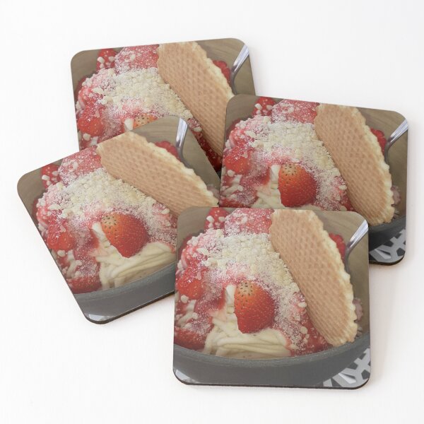 Artikelvorschau, Eisbecher, Erdbeeren, Waffel entworfen und verkauft von Sternchen2789.