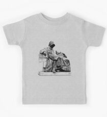 Camiseta para niños Creepy Halloween Statue. Horror and Gothic Digital Engraving Image