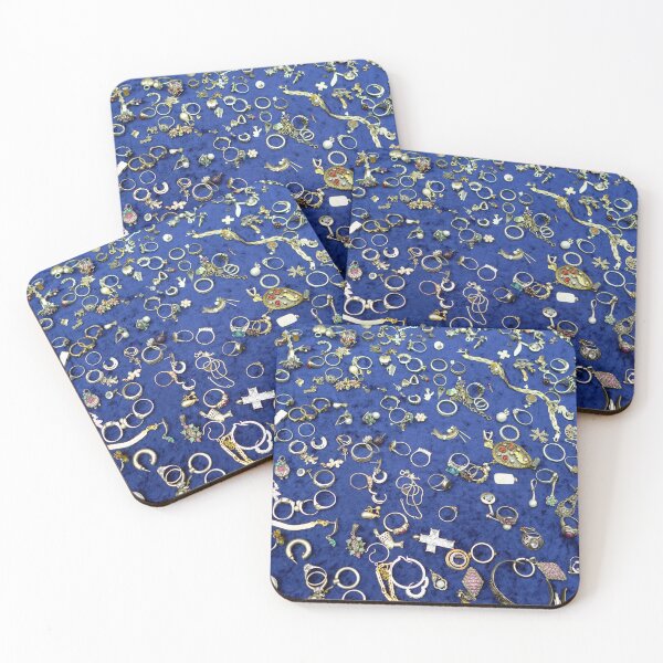 Aperçu de l'œuvre Trésor - bijoux sur un tissu bleu foncé créée et vendue par Club30-80.