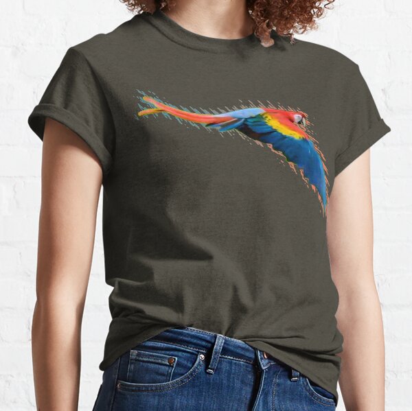 Scarlet macaw downwards wings Classic T-Shirt