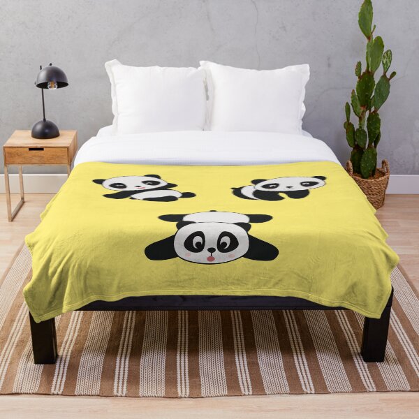 Aperçu de l'œuvre Illustration mignonne de panda pour les enfants et les tout-petits lot de 3 créée et vendue par CLPDesignLab.