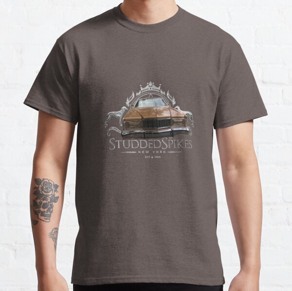 Studdedspikes by Djamee™ Silver Seal Car Classic T-Shirt
