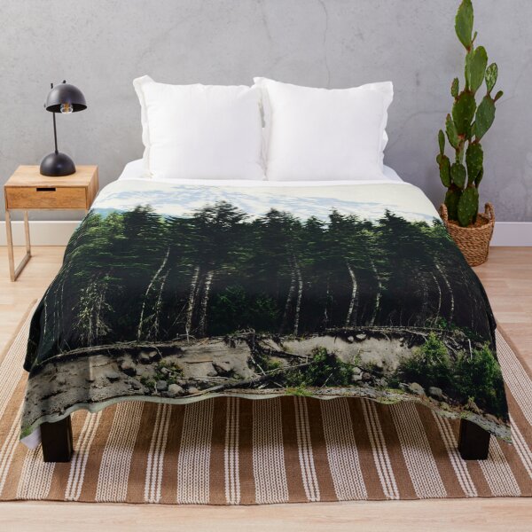 Artikelvorschau, Cascade Mountain River entworfen und verkauft von RDeleansDesign.