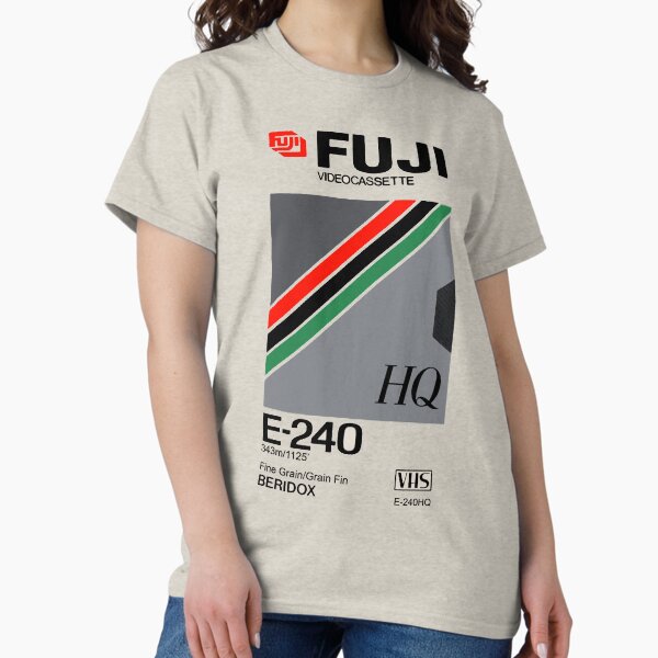 Vista previa del artículo con la obra «Cinta de cassette de video de grano fino Fuji E-240», diseñado y vendido por lithoman2.