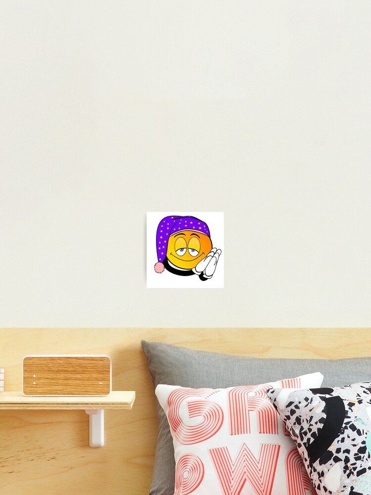 Schlafriger Kopf Susser Emoji Der Einschlaft Fotodruck Von Theworld2021 Redbubble