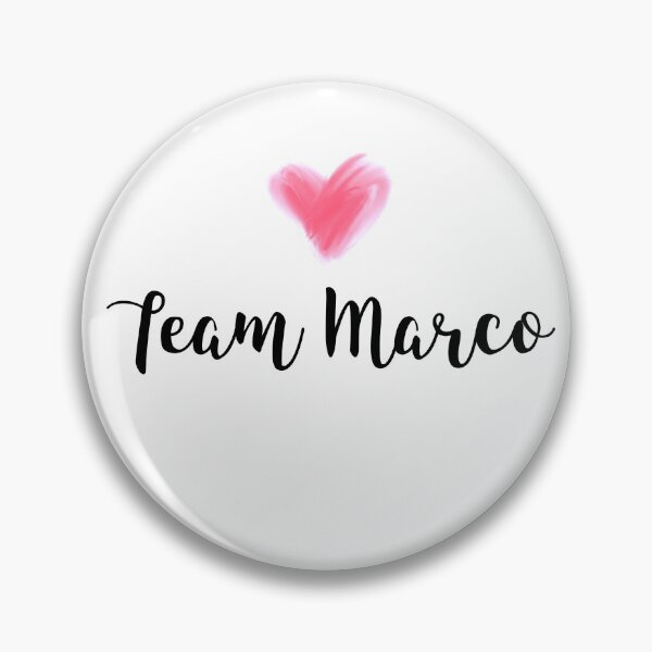 Artikelvorschau, Das Kissing Booth Team Marco Pena // Taylor Zakhar perez entworfen und verkauft von Aishwarya Singh.