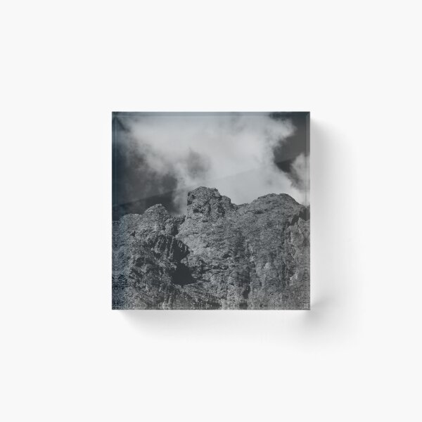 Artikelvorschau, Felsen in den Wolken entworfen und verkauft von -MissManda-.