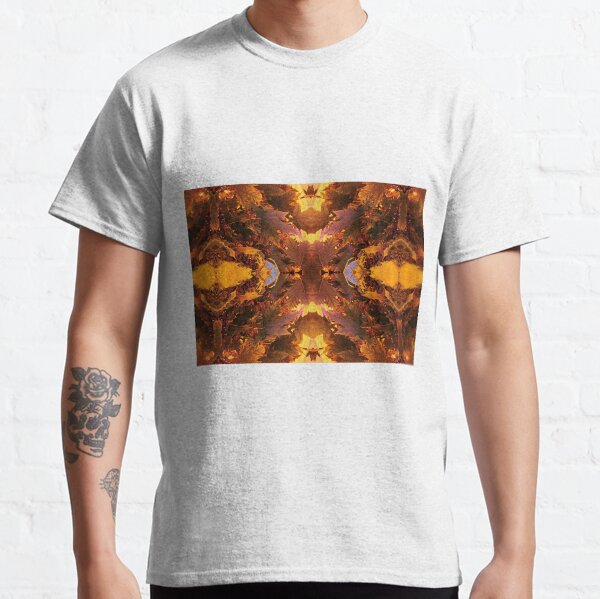Leafes Classic T-Shirt