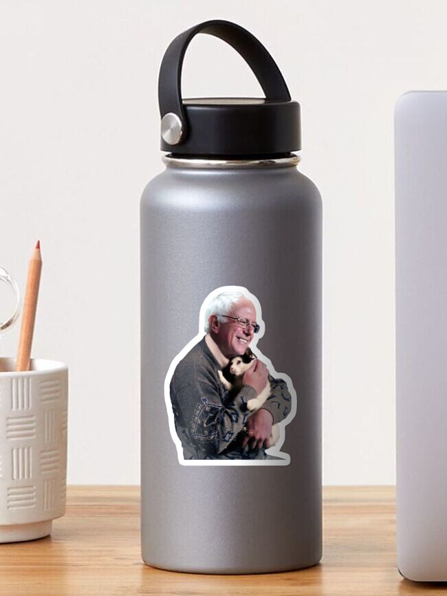 Thumbnail 1 von 3, Sticker, BERNIE HÄLT EINE KATZE designt und verkauft von marcellem.