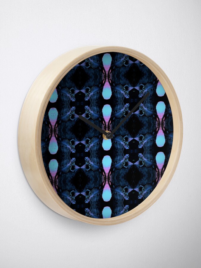 Alternate view of Psychedelic Bearded Dragon Pattern Clock