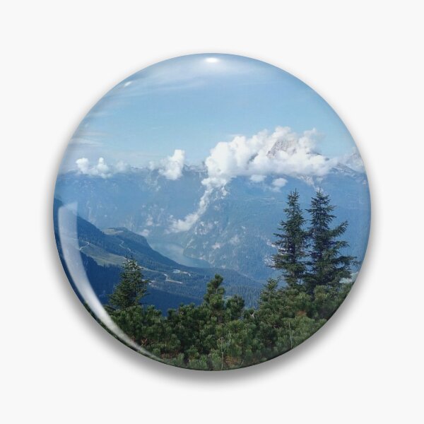 Artikelvorschau, Landschaft mitten in den Bergen, in Bayern. entworfen und verkauft von Nt67.