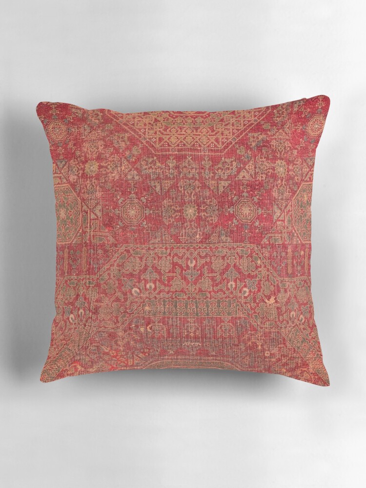 Aperçu 3 sur 4. Coussin avec l'œuvre Bohemian Medallion II / / 15ème siècle vieux motif de tapis décoratif orné coloré rouge vert en détresse créée et vendue par vintagepatterns.