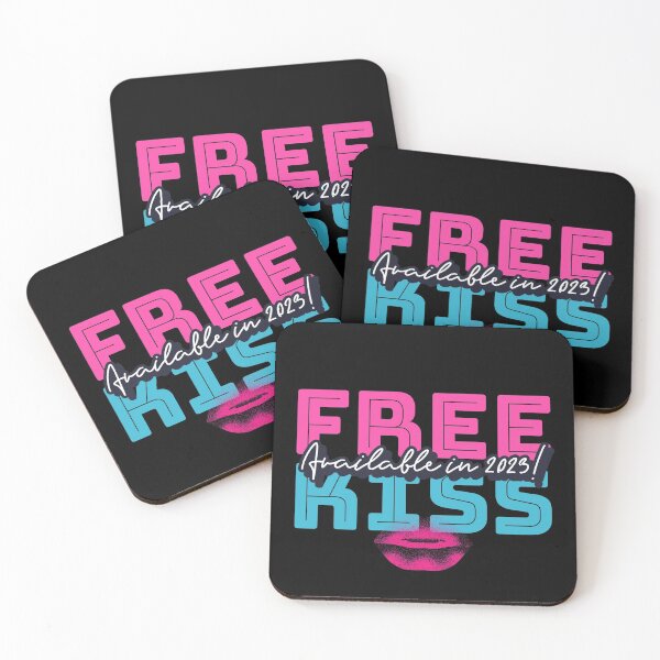 Artikelvorschau, Free Kiss Social Distancing lustig entworfen und verkauft von S Y N T H R E A L M.