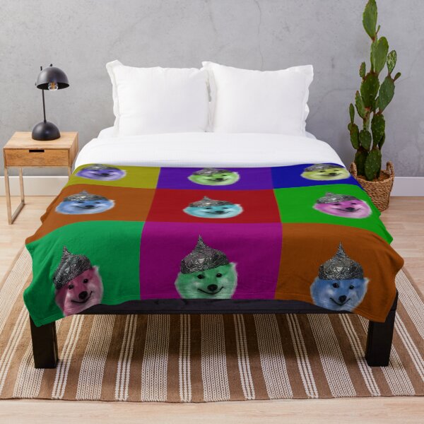 Aperçu de l'œuvre Chapeau en papier d'aluminium Cheems Shiba Inu Motif coloré créée et vendue par TeodoraM.